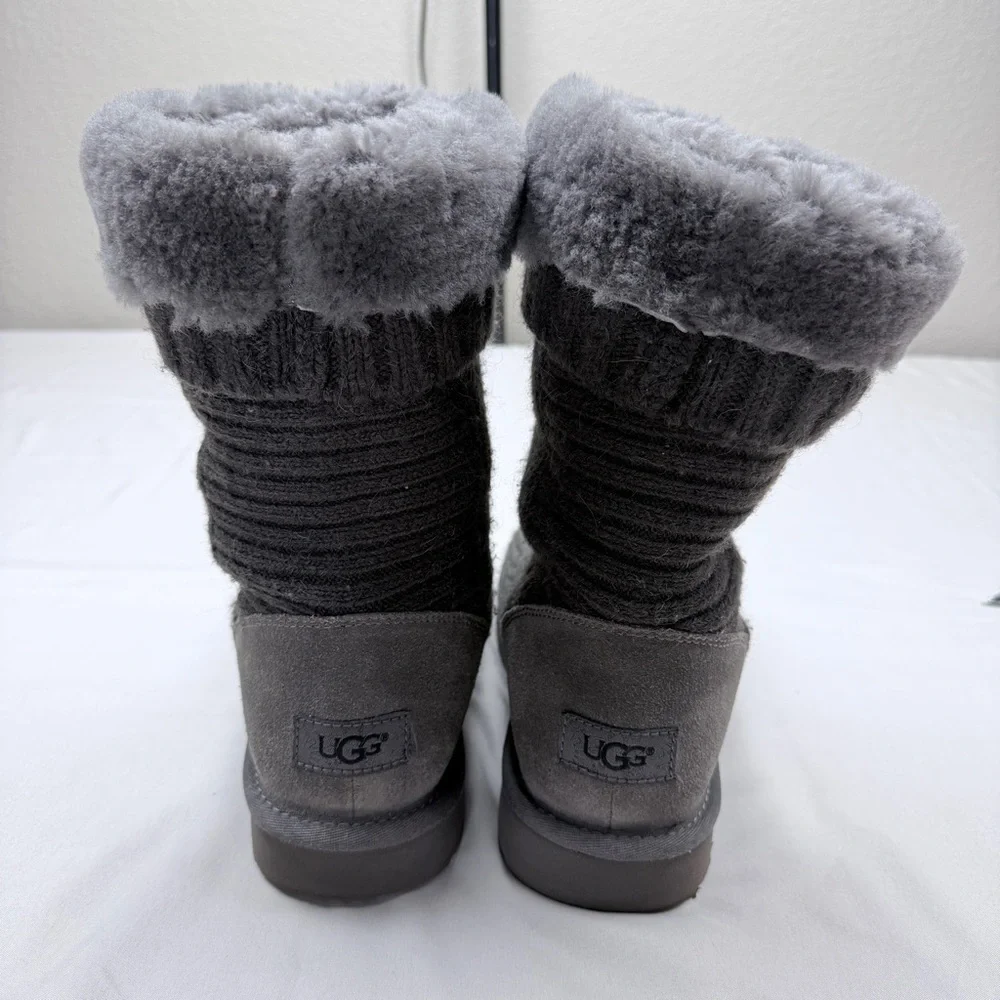 UGG Gray Ribbed Knit Shearling Lined Boots